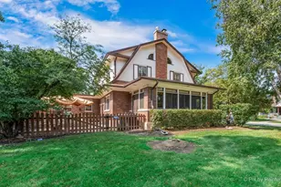 585 Park St, Elgin, IL 60120 - Photo 5