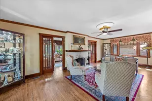 585 Park St, Elgin, IL 60120 - Photo 13