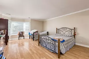 8630 Waukegan Rd, Morton Grove, IL 60053 - Photo 11