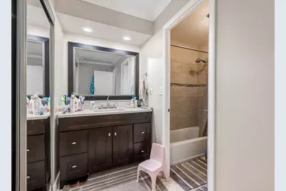 8630 Waukegan Road #317, Morton Grove, IL 60053 - Photo 13