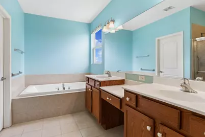 467 Snow Street, Sugar Grove, IL 60554 - Photo 11