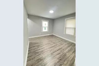 201 E 140th Place, Dolton, IL 60419 - Photo 13