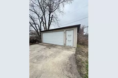 201 E 140th Place, Dolton, IL 60419 - Photo 45