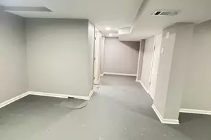 201 E 140th Pl, Dolton, IL 60419 - Photo 31