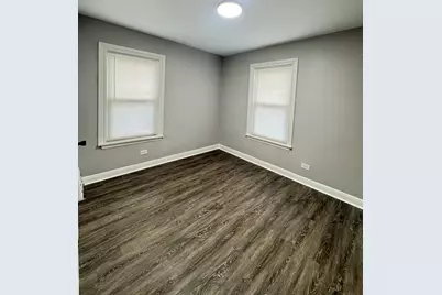 201 E 140th Place, Dolton, IL 60419 - Photo 11