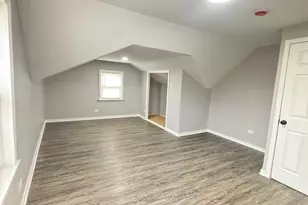 201 E 140th Pl, Dolton, IL 60419 - Photo 17