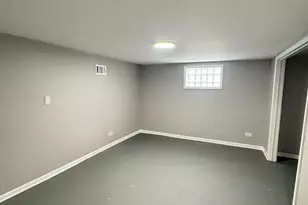 201 E 140th Pl, Dolton, IL 60419 - Photo 35