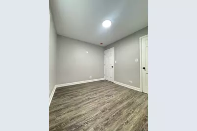 201 E 140th Place, Dolton, IL 60419 - Photo 11