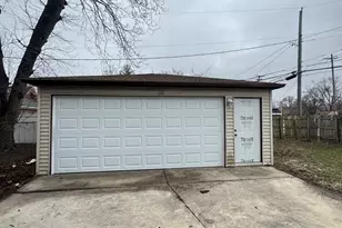201 E 140th Pl, Dolton, IL 60419 - Photo 45