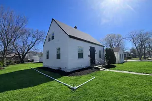 17855 Walter St, Lansing, IL 60438 - Photo 1