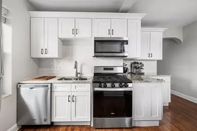 2837 N Sawyer Avenue #3R, Chicago, IL 60618 - Photo 9