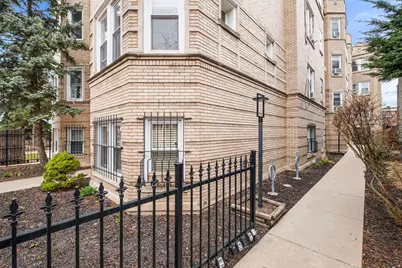 2837 N Sawyer Avenue #3R, Chicago, IL 60618 - Photo 17