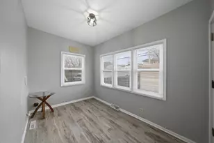 1113 S 7th Ave, Maywood, IL 60153 - Photo 17