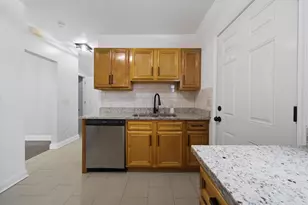 1113 S 7th Ave, Maywood, IL 60153 - Photo 9