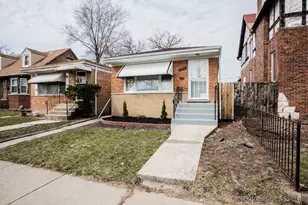 9006 S Wallace St, Chicago, IL 60621 - Photo 3