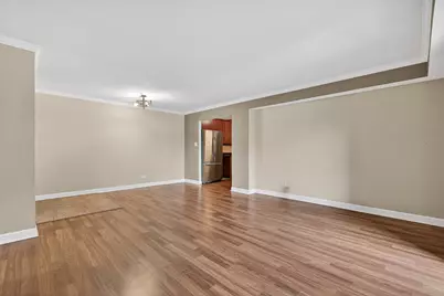 700 Perrie Drive #207, Elk Grove Village, IL 60007 - Photo 3