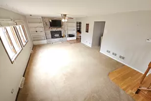 26189 N Geraldine Ln, Port Barrington, IL 60010 - Photo 3