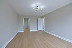 945 E Kenilworth Ave, Palatine, IL 60074 - Photo 25