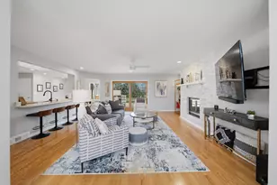 1101 Northridge Dr, Dixon, IL 61021 - Photo 3