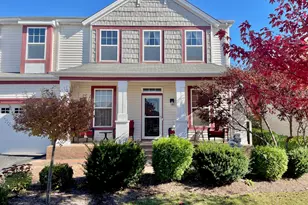 1055 Christine Ln, Antioch, IL 60002 - Photo 3