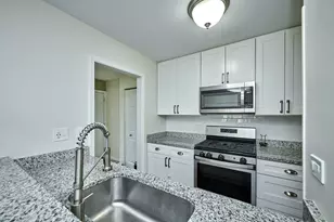 1066 Florimond Dr, Elgin, IL 60123 - Photo 5