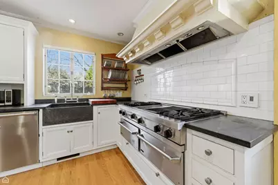 1940 Chestnut Avenue, Wilmette, IL 60091 - Photo 3