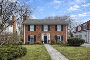 1940 Chestnut Ave, Wilmette, IL 60091 - Photo 1