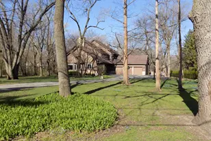 [Address not provided], Warrenville, IL 60555 - Photo 3