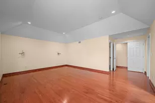 155 Lilac Ln, Wheeling, IL 60090 - Photo 33