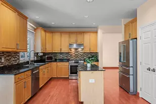 155 Lilac Ln, Wheeling, IL 60090 - Photo 15