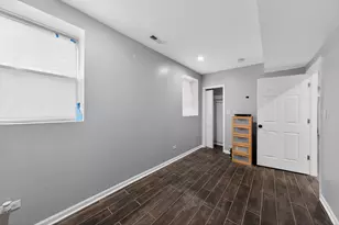 5718 W 63rd Pl, Chicago, IL 60638 - Photo 15