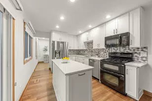 2355 Sunnydale Dr, Woodridge, IL 60517 - Photo 5