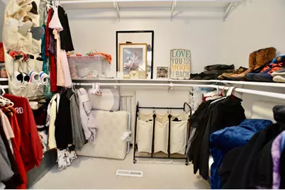 516 N Thornwood Drive, McHenry, IL 60050 - Photo 13