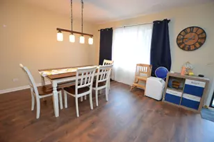 516 N Thornwood Dr, McHenry, IL 60050 - Photo 5