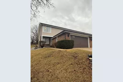 516 N Thornwood Drive, McHenry, IL 60050 - Photo 1