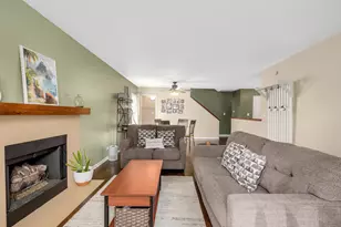 844 N First St, Elburn, IL 60119 - Photo 3