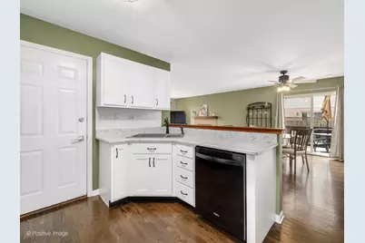 844 N 1st Street, Elburn, IL 60119 - Photo 5