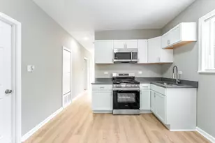 5012 S Tripp Ave, Chicago, IL 60632 - Photo 7