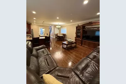 [Address not provided], Chicago, IL 60617 - Photo 9