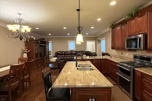 [Address not provided], Chicago, IL 60617 - Photo 11