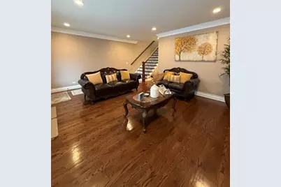 [Address not provided], Chicago, IL 60617 - Photo 3