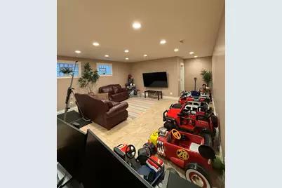 [Address not provided], Chicago, IL 60617 - Photo 27