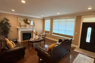 [Address not provided], Chicago, IL 60617 - Photo 5