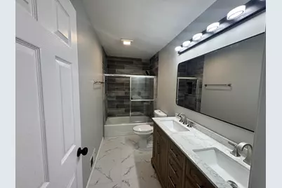 940 Tanglewood Drive, Wheeling, IL 60090 - Photo 47