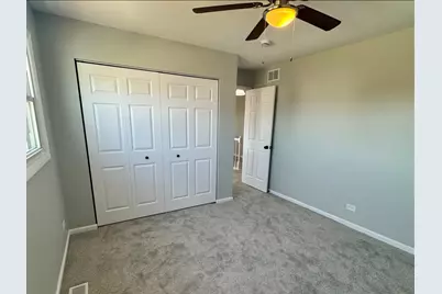 940 Tanglewood Drive, Wheeling, IL 60090 - Photo 35