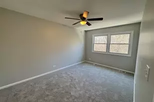 940 Tanglewood Dr, Wheeling, IL 60090 - Photo 41