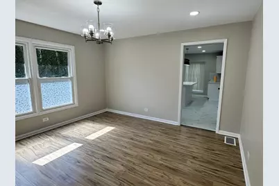 940 Tanglewood Drive, Wheeling, IL 60090 - Photo 13