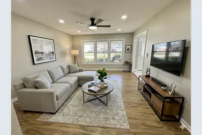 940 Tanglewood Drive, Wheeling, IL 60090 - Photo 7