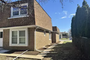 940 Tanglewood Dr, Wheeling, IL 60090 - Photo 51