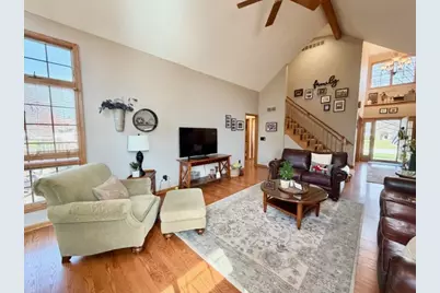 1325 Foxpointe Drive, Sycamore, IL 60178 - Photo 11